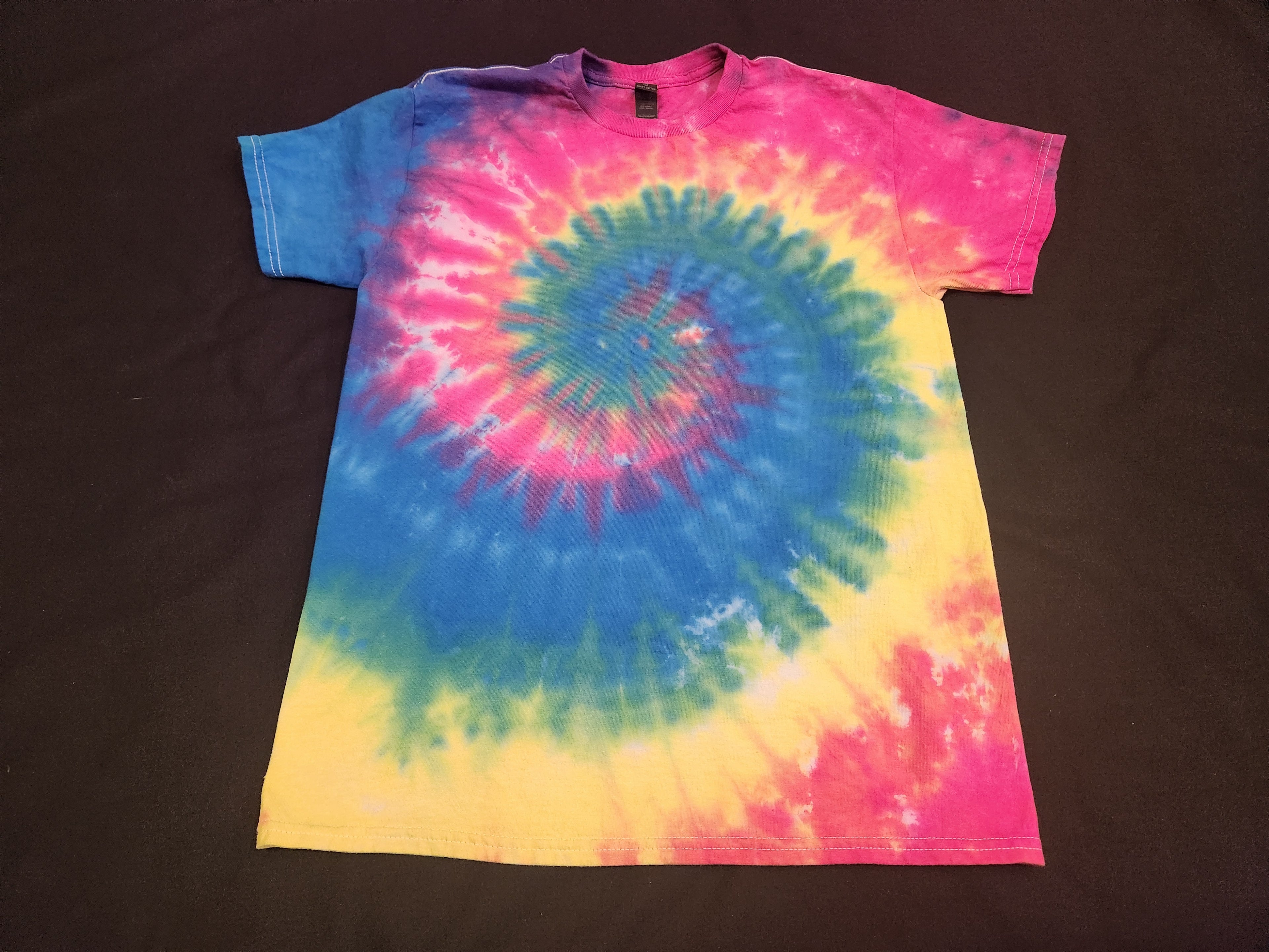 Adult Medium Short Sleeve Shirt